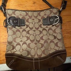 Coach classic style handbag